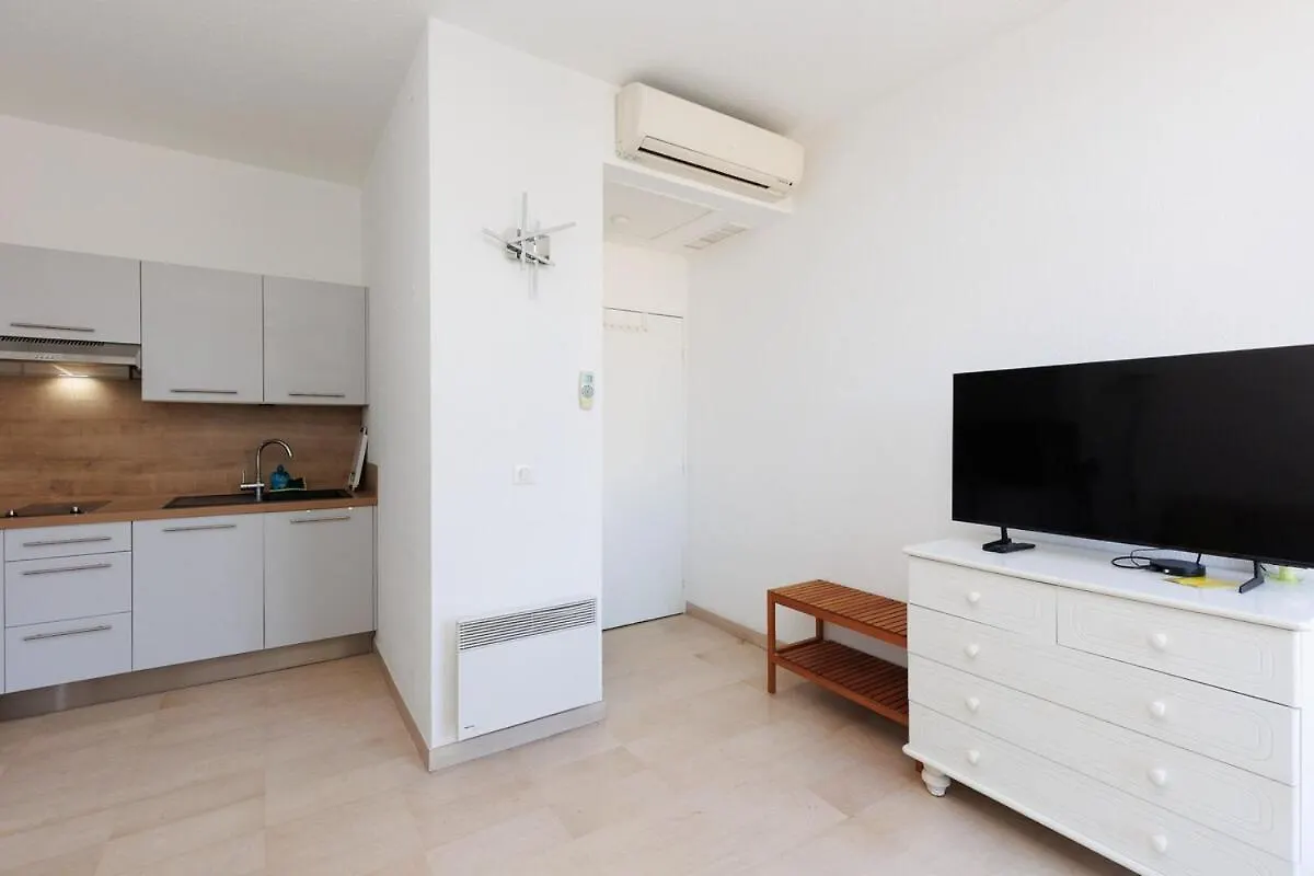 Apartment Studio Rimbaud - Festival-Center-Clim-Wifi Cannes France